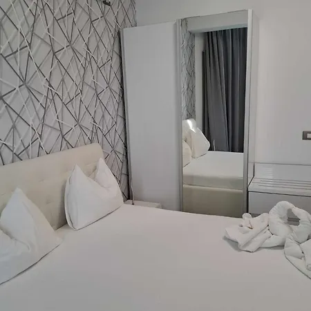 Alezzi Sylver 1 Apartmán *