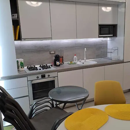 Alezzi Sylver 1 * Năvodari