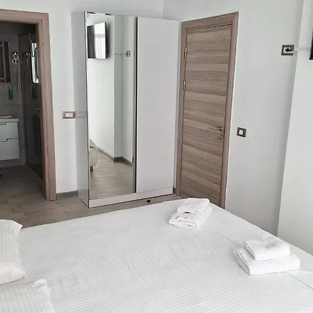 Alezzi New Năvodari