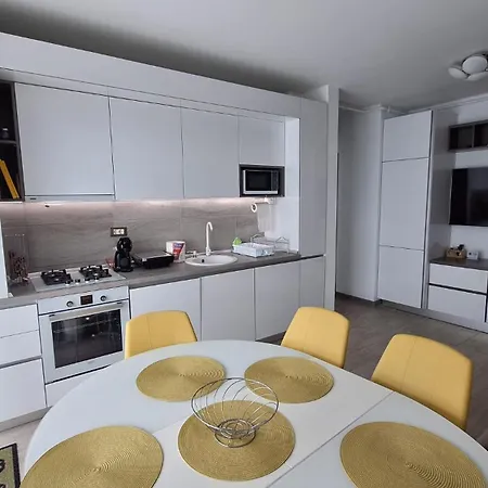 Alezzi Sylver 1 Apartmán Năvodari