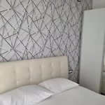 Apartment Alezzi New *