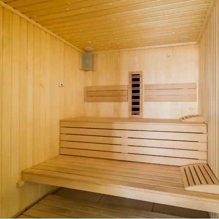 Alezzi Sylver 1 * Năvodari