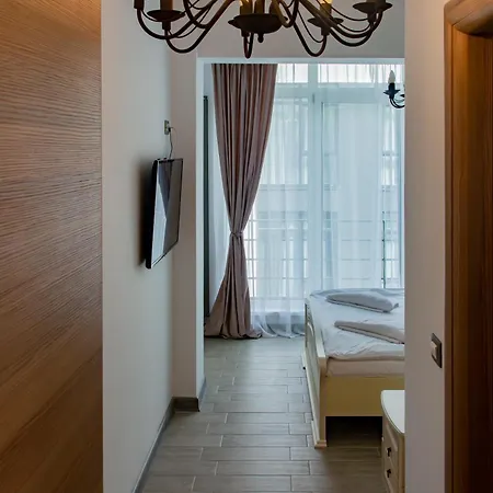 Alezzi New Apartman Năvodari