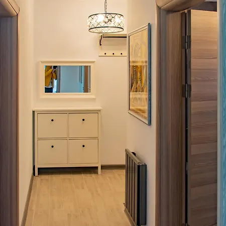 Apartman Alezzi New Năvodari